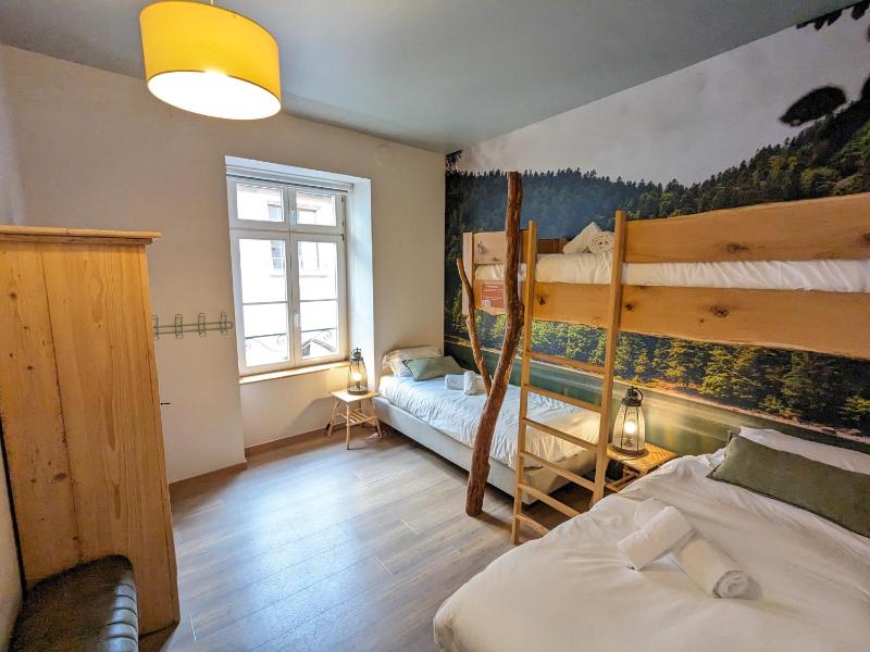 Appartement A Travers Champs avec Sauna et Parking - image 8