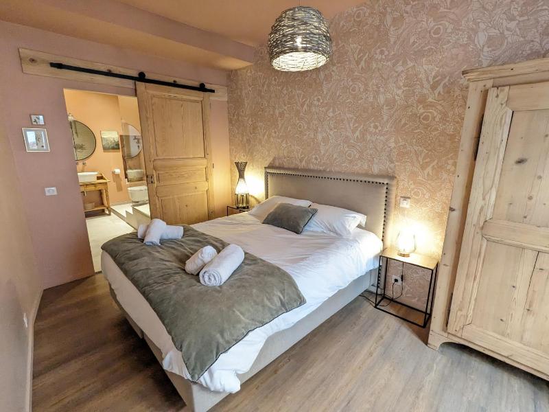Appartement A Travers Champs avec Sauna et Parking - image 7