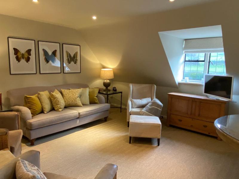 Two-Bedroom Apartment image 4