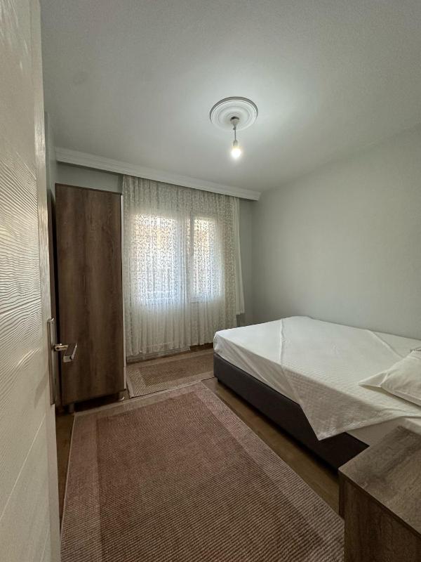 Deluxe Two-Bedroom Apartment image 4