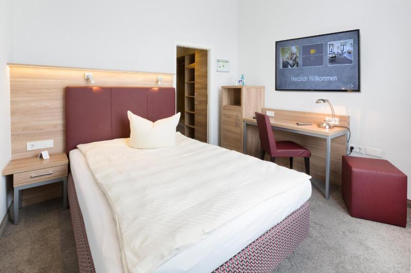 Standard Single Room image 1