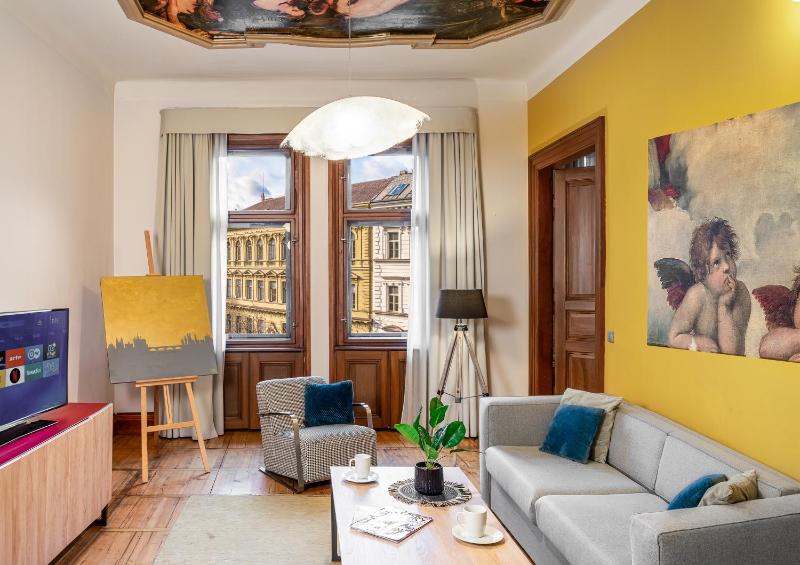 Art House Apartments by Adrez - image 3