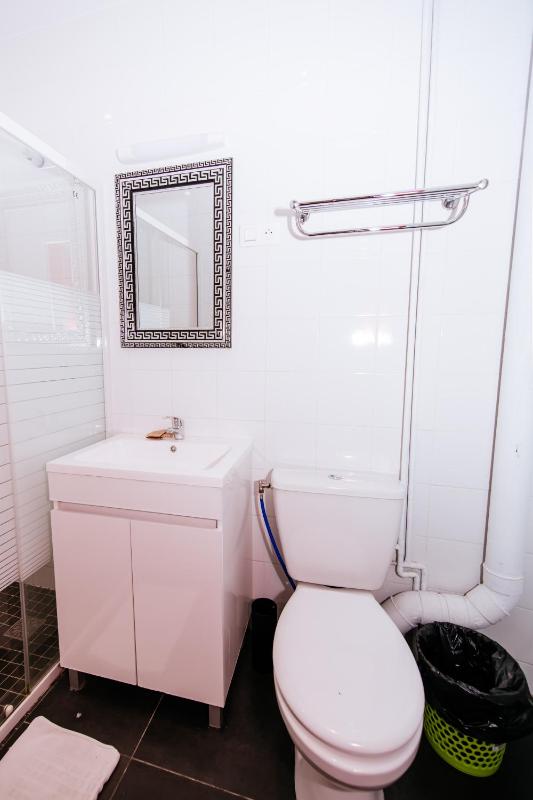 Standard Triple Room image 2