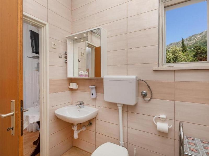 Apartments and rooms with a swimming pool Mlini Dubrovnik - 22386 - image 2