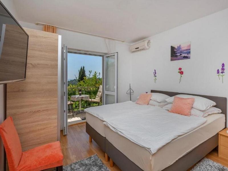 Apartments and rooms with a swimming pool Mlini Dubrovnik - 22386 - image 18