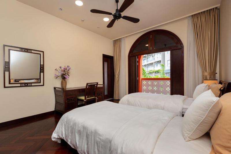 OrangeBlue villa near Beach Pool free Vung Tau Vietnam - image 42
