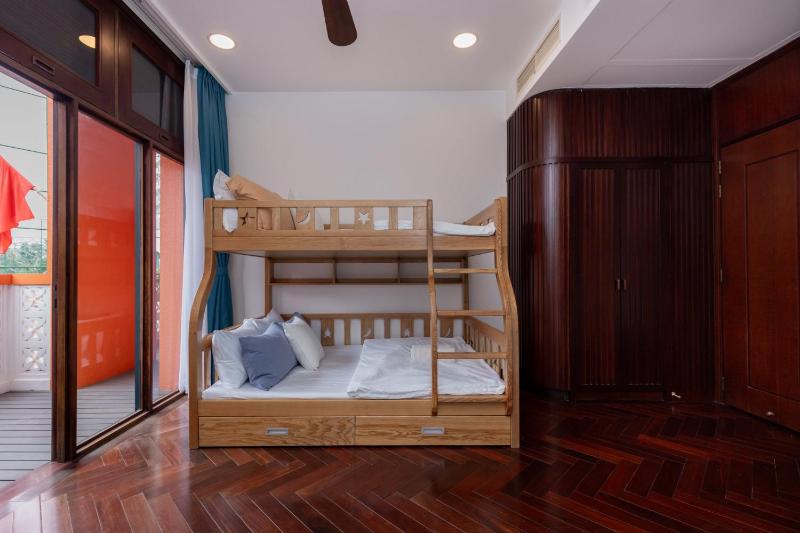 OrangeBlue villa near Beach Pool free Vung Tau Vietnam - image 49