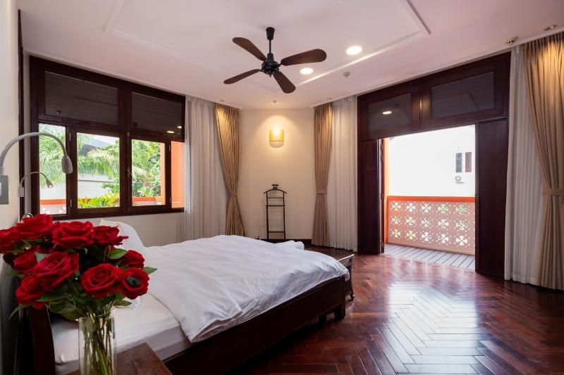 OrangeBlue villa near Beach Pool free Vung Tau Vietnam - image 10