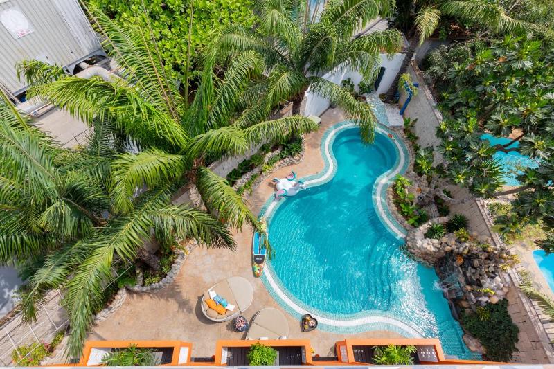 OrangeBlue villa near Beach Pool free Vung Tau Vietnam - image 50