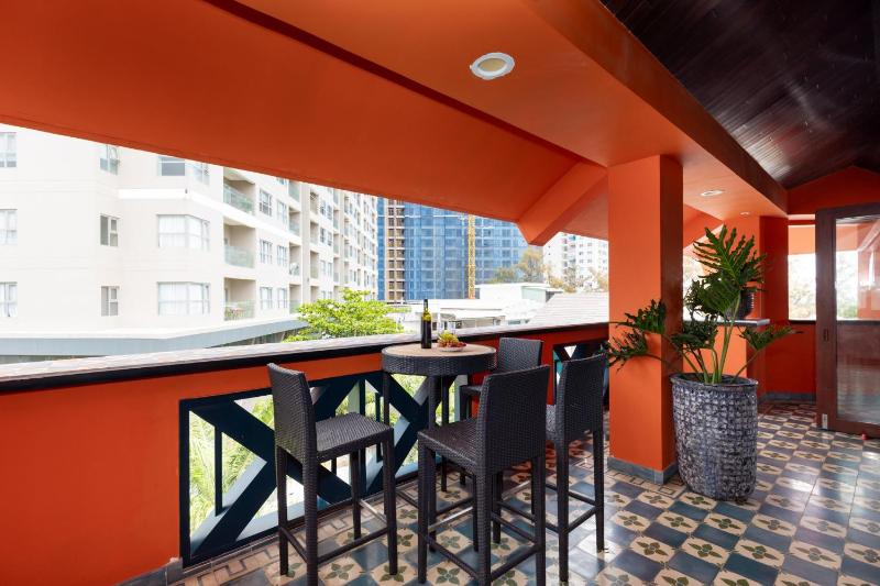 OrangeBlue villa near Beach Pool free Vung Tau Vietnam - image 24