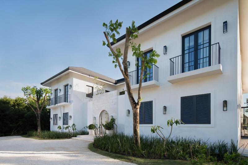 Villa Escondida by Lumina - image 8