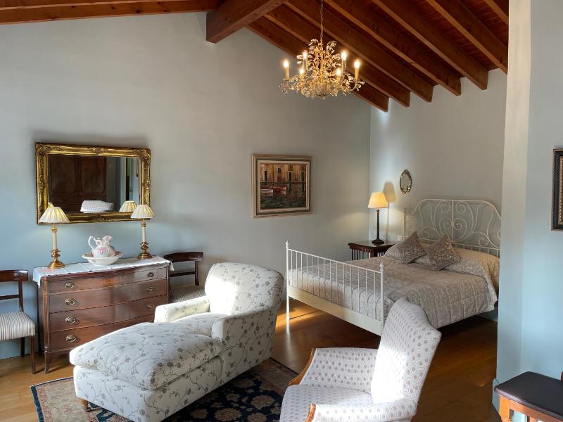 Standard Double Room image 1