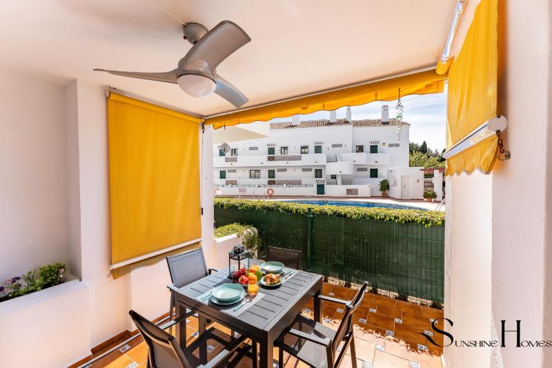 Poolside 2 Bedroom Retreat - image 17
