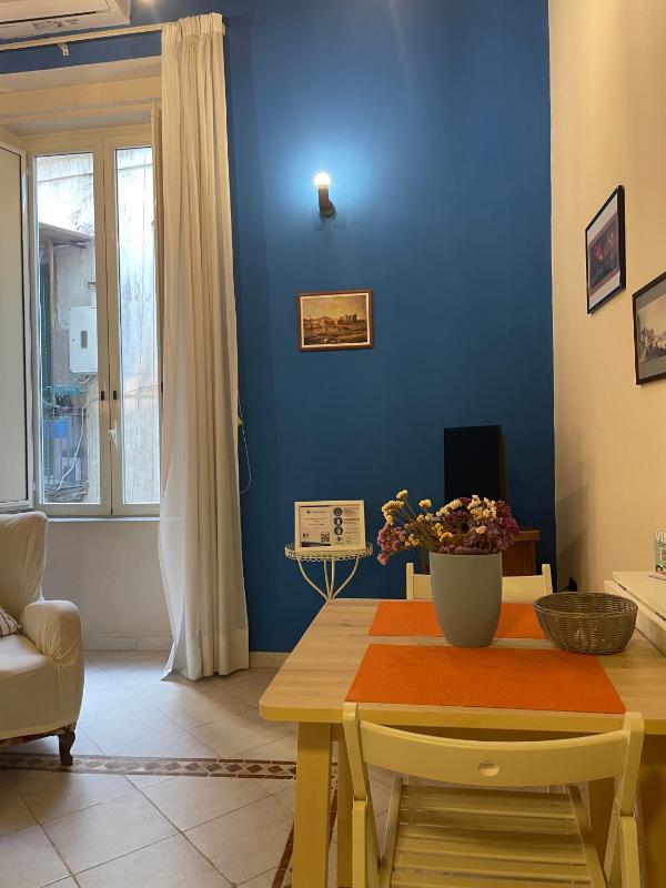 Studio Apartment image 3