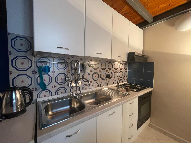 Studio Apartment image 2