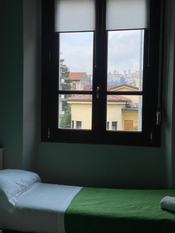 Quadruple Room image 3
