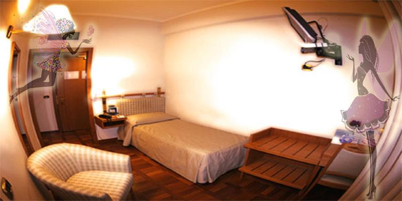 Single Room image 1