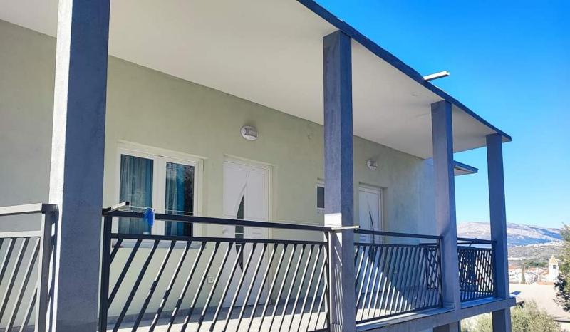 Apartman M&S s bazenom Split - Podstrana - image 24