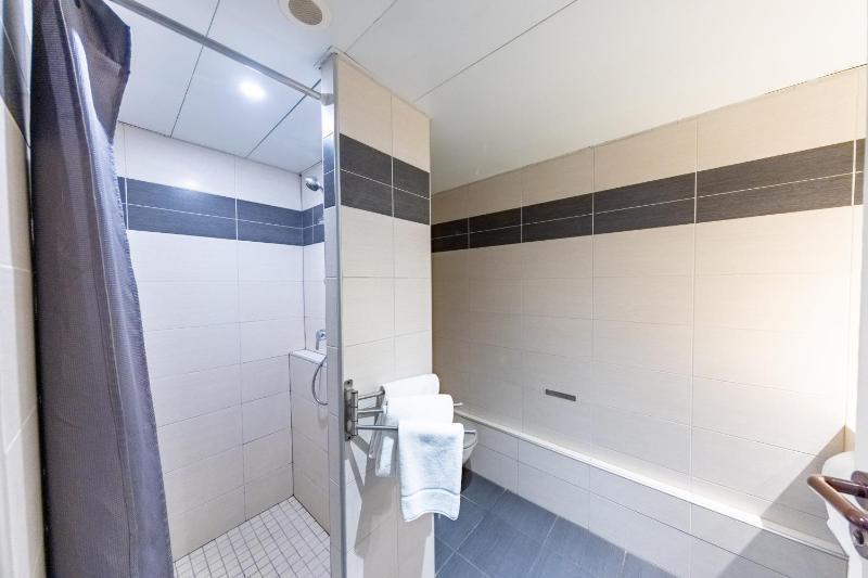 Standard Double or Twin Room image 1