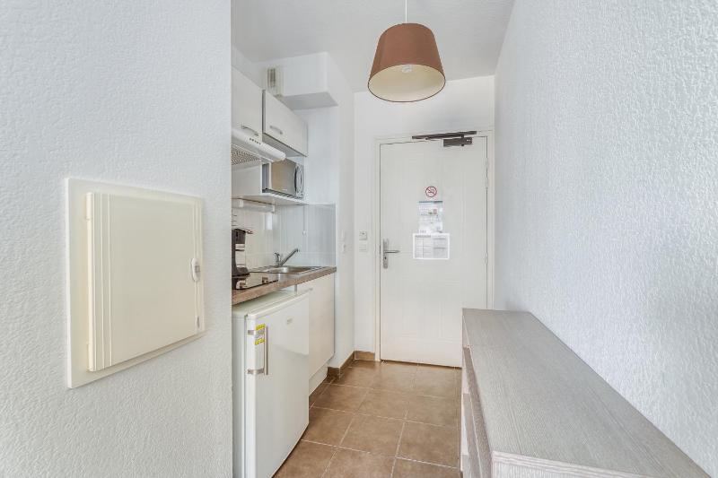 Comfort Studio (Two Single Beds) image 4