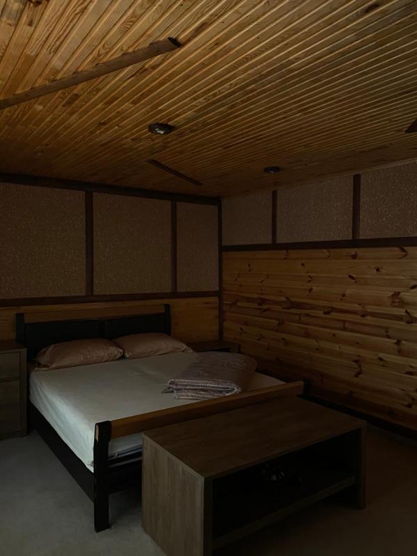 Deluxe Queen Room with Two Queen Beds image 2