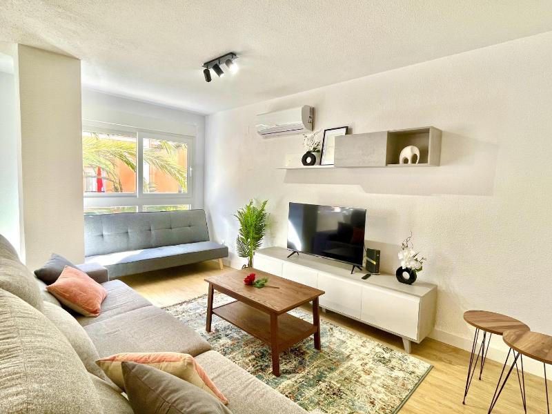Santa Cruz Home By Gloove - image 35