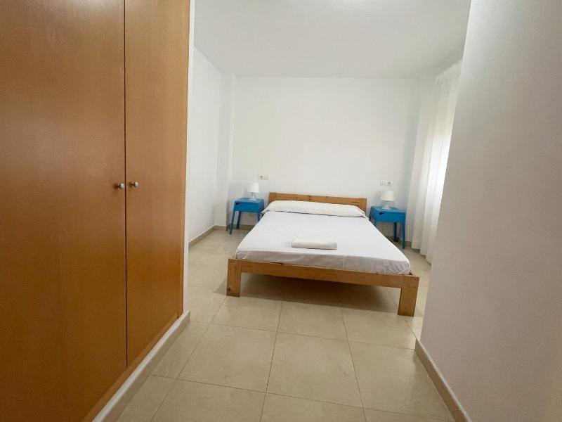 One-Bedroom Apartment image 1