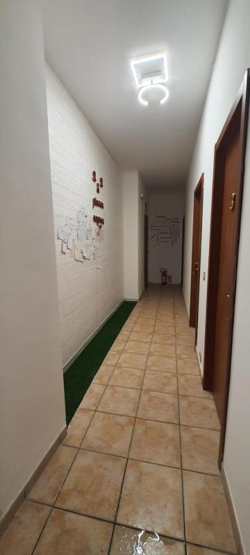 Standard Single Room with Shared Bathroom image 3