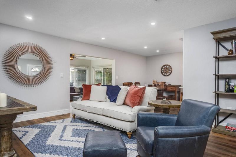 Private Home 2 Miles from Siesta Key - image 20