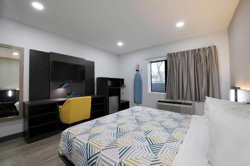 Motel 6-Atlanta GA - Downtown - image 24