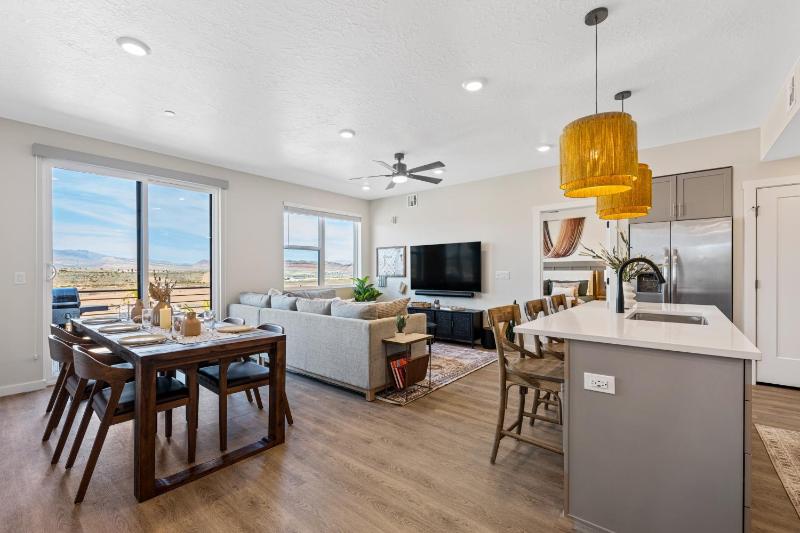 Three-Bedroom Apartment image 1