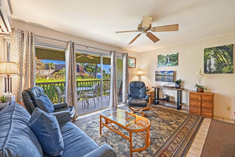 One-Bedroom Apartment: Partial Ocean View #16 image 1