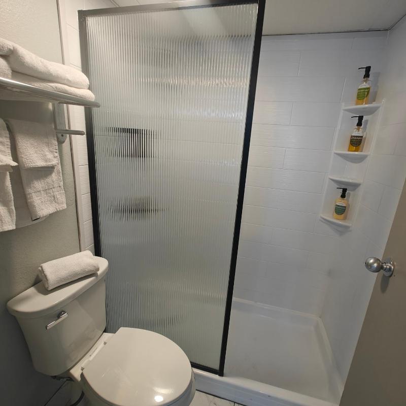 King Room image 3