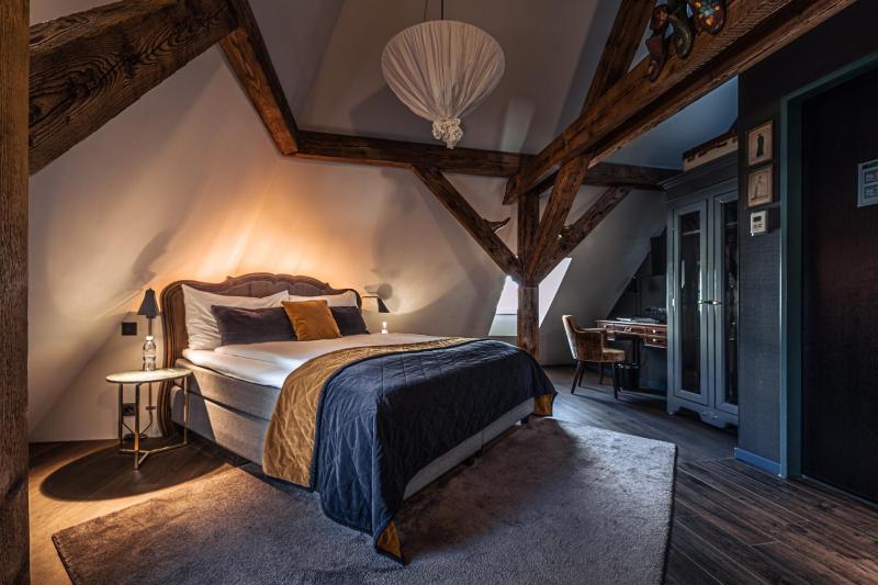 Double Room image 2