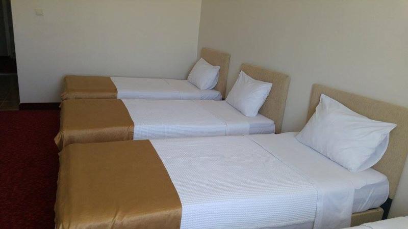 Quadruple Room with Mountain View image 2