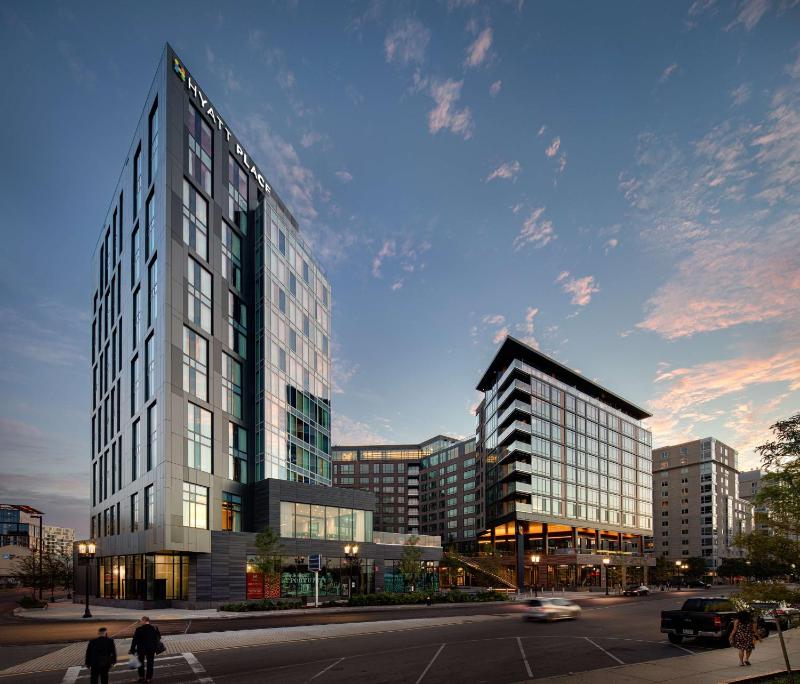 Hyatt Place Boston/Seaport District - image 8