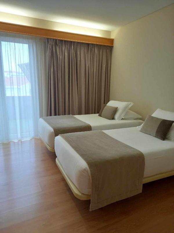 Family Suite (4 Adults) image 3