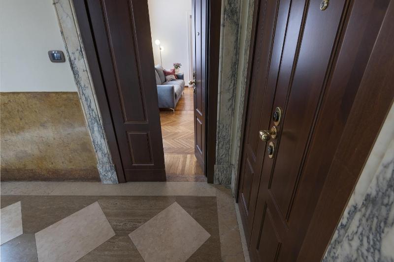 Fifty Eight Suite Milan Montenapoleone Two Bedrooms - image 13