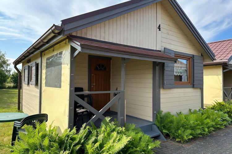 Comfortable holiday homes, Bobolin Images