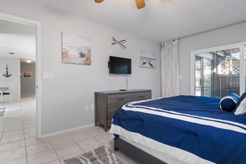 Seas the Day! Private Heated Pool Home! - image 33