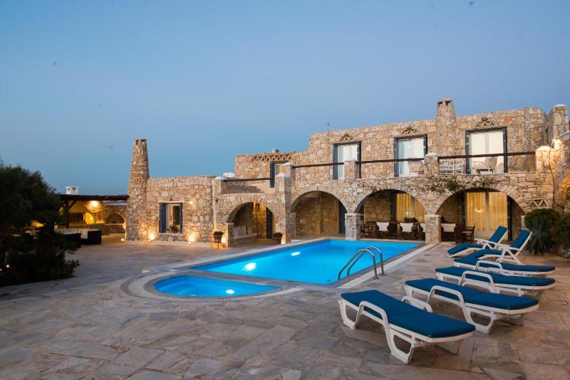 Villa Anna by Mykonos Rocky Villas - image 1