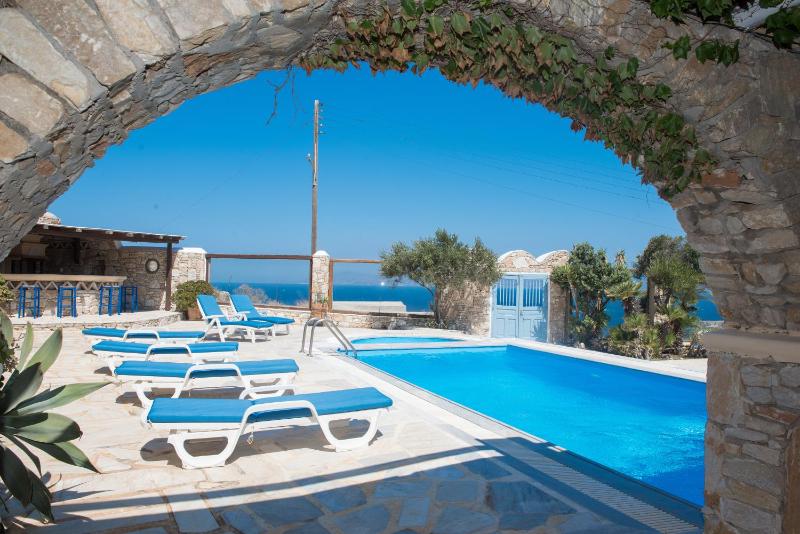 Villa Anna by Mykonos Rocky Villas - image 4
