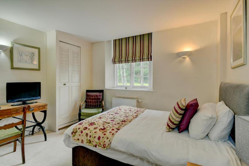 Single Room image 1