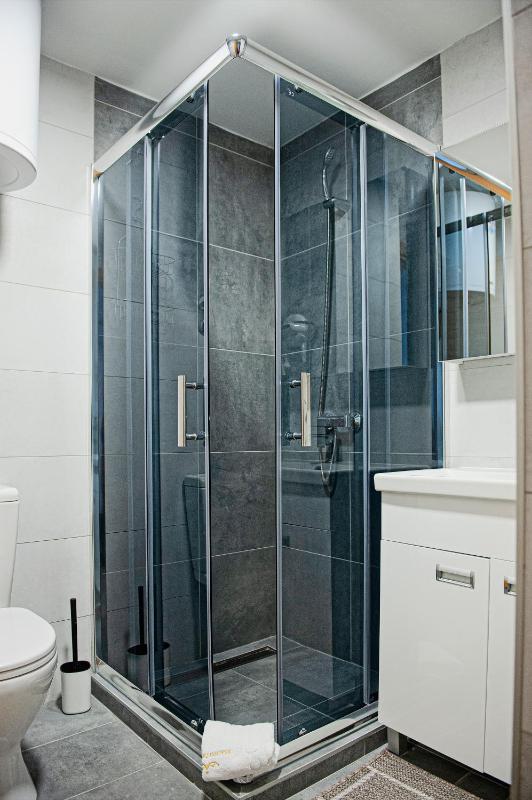 Evergreen Apartment 9C/75 at Kraljevi Čardaci - image 13