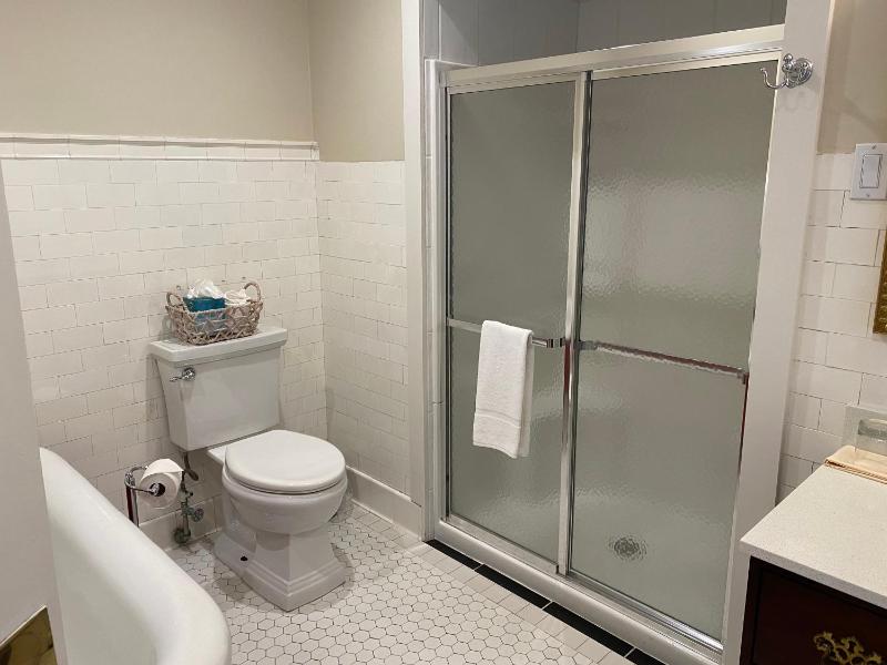 Superior King Room image 2