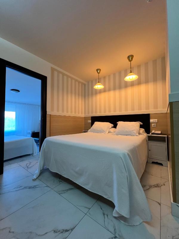 Family Double Room image 1