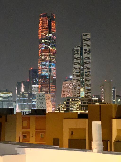 شقة مطلة على المركز الماليLux Images