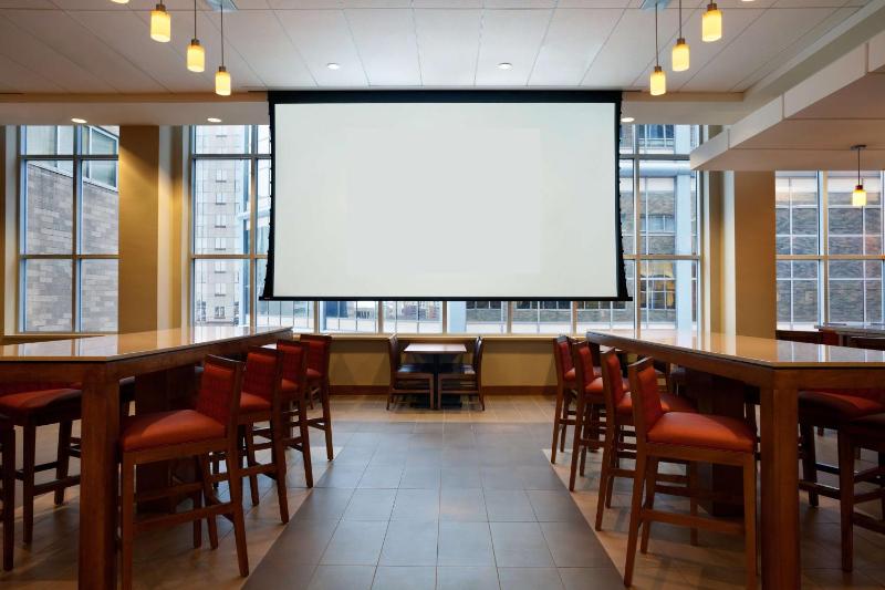 Hyatt Place Minneapolis Downtown - image 8