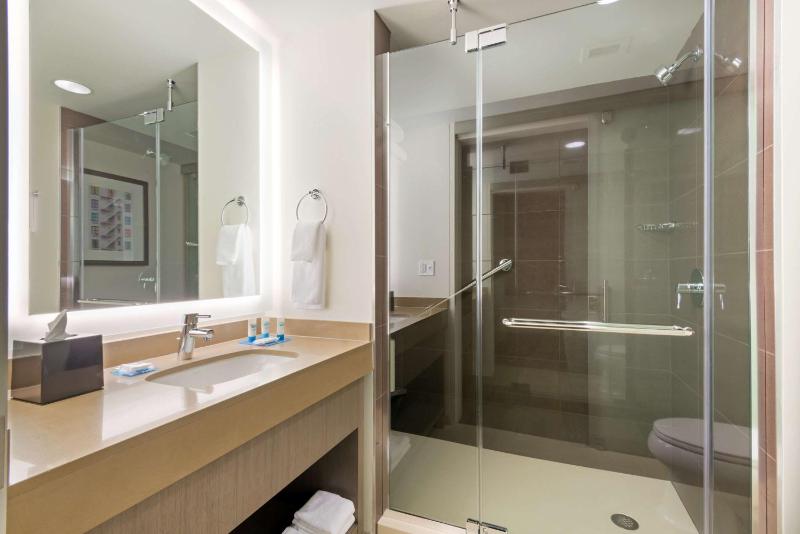 Hyatt House Denver/Downtown - image 15
