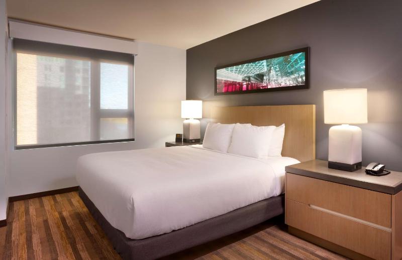 Hyatt House Portland/Downtown - image 16